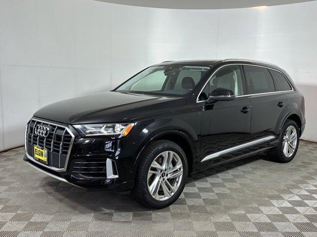 used 2023 Audi Q7 car, priced at $39,892