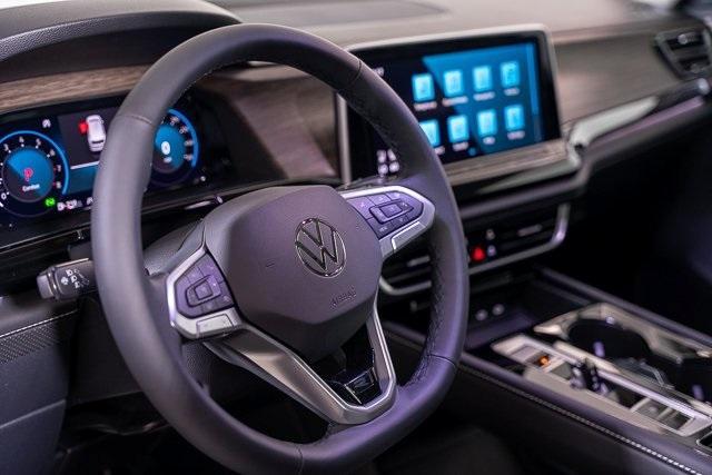 new 2025 Volkswagen Atlas car, priced at $51,946