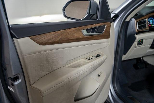 used 2024 Volkswagen Atlas car, priced at $37,950