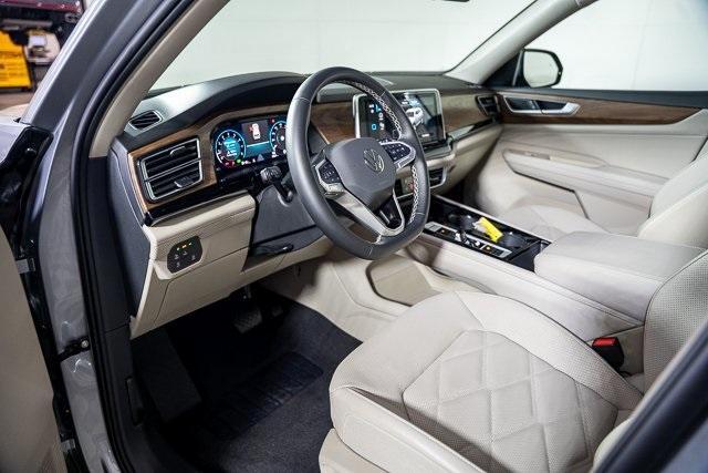 used 2024 Volkswagen Atlas car, priced at $37,950