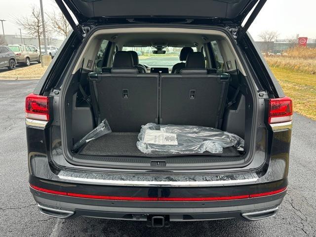 new 2026 Volkswagen Atlas car, priced at $45,576