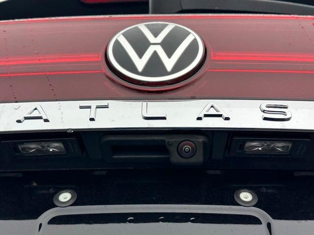 new 2026 Volkswagen Atlas car, priced at $45,576
