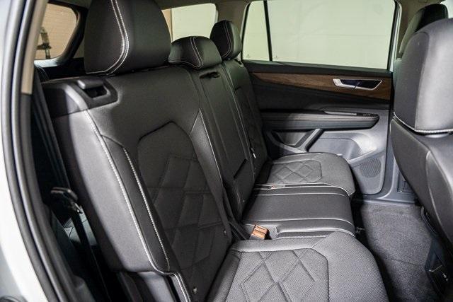 new 2025 Volkswagen Atlas car, priced at $39,453