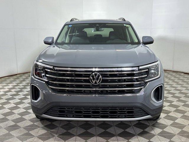 new 2025 Volkswagen Atlas car, priced at $43,475