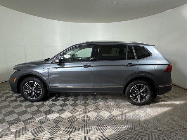 new 2024 Volkswagen Tiguan car, priced at $29,938