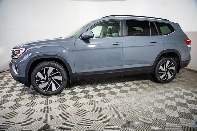 new 2025 Volkswagen Atlas car, priced at $40,011