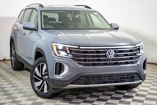 new 2025 Volkswagen Atlas car, priced at $40,011