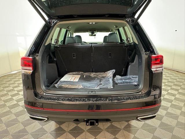new 2025 Volkswagen Atlas car, priced at $43,529
