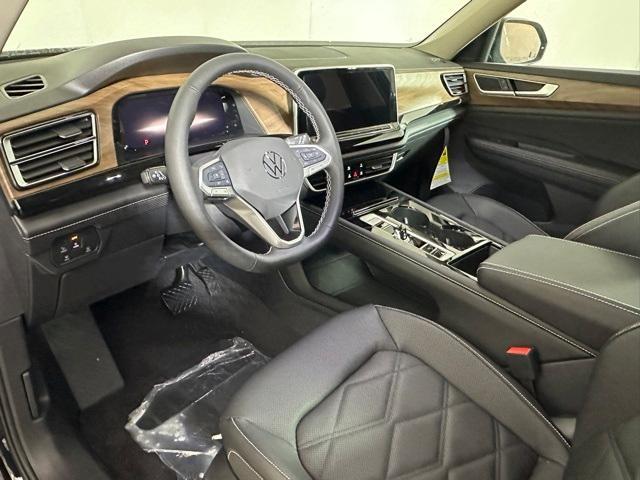 new 2025 Volkswagen Atlas car, priced at $43,529