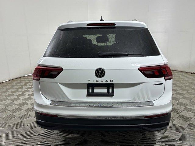 new 2024 Volkswagen Tiguan car, priced at $28,553