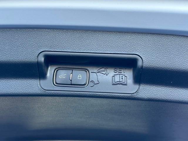 used 2023 Ford Explorer car, priced at $26,008