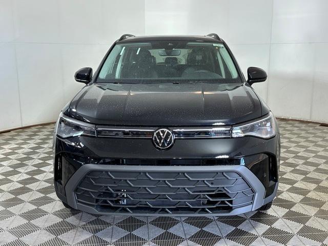 new 2025 Volkswagen Taos car, priced at $32,289