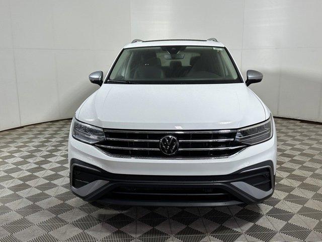 new 2024 Volkswagen Tiguan car, priced at $28,553