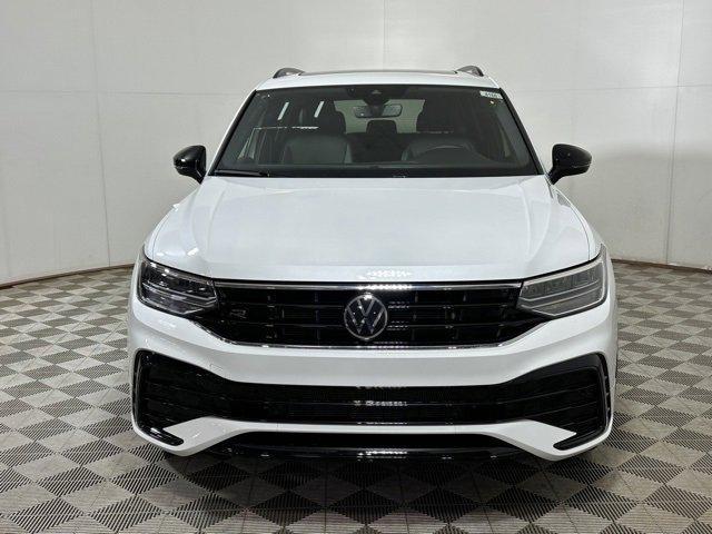 new 2024 Volkswagen Tiguan car, priced at $32,760