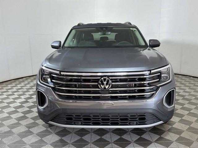 new 2024 Volkswagen Atlas car, priced at $41,593