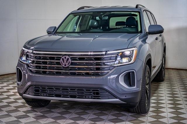 new 2025 Volkswagen Atlas car, priced at $44,726