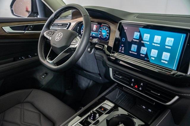 new 2025 Volkswagen Atlas car, priced at $44,726
