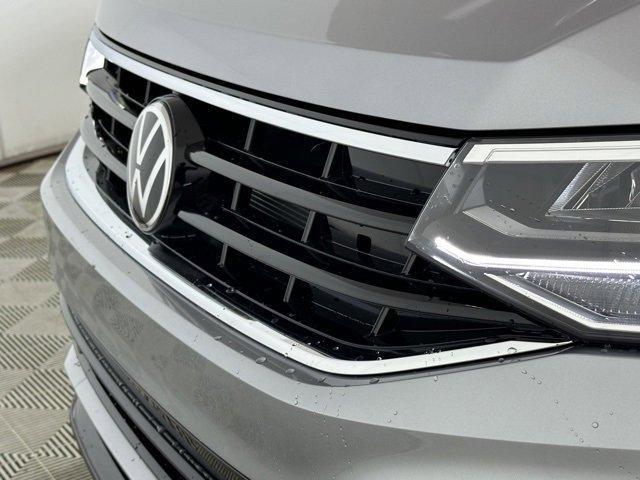 new 2024 Volkswagen Tiguan car, priced at $32,754