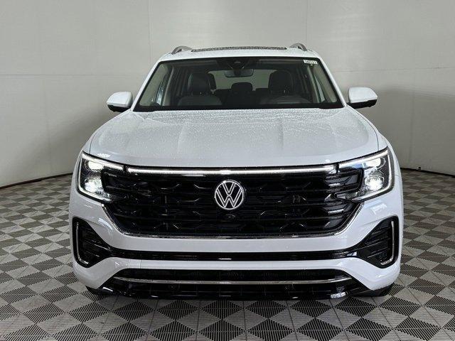 new 2024 Volkswagen Atlas car, priced at $50,853