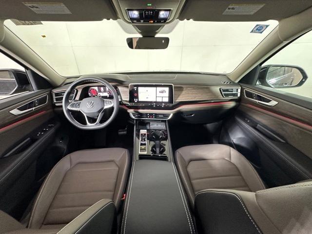 new 2025 Volkswagen Atlas car, priced at $47,670