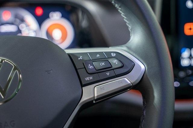 new 2025 Volkswagen Atlas car, priced at $47,008