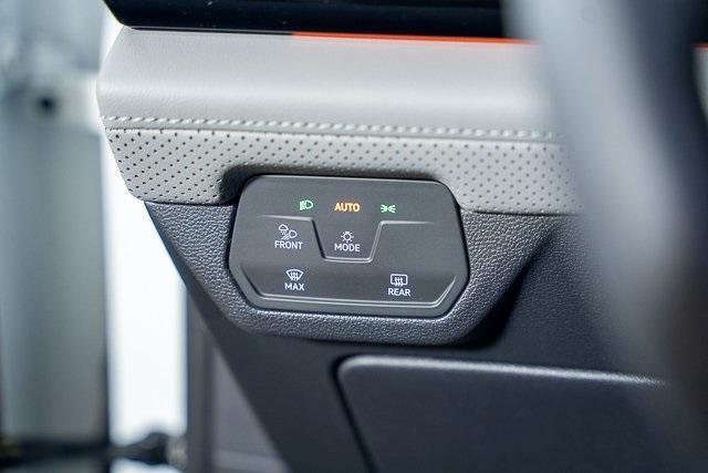 new 2025 Volkswagen Atlas car, priced at $47,008