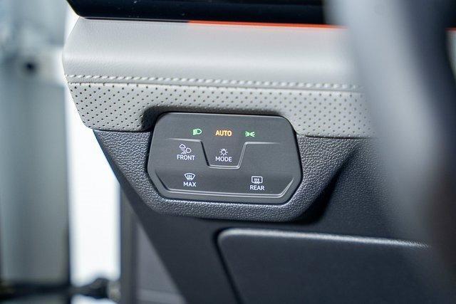 new 2025 Volkswagen Atlas car, priced at $46,008