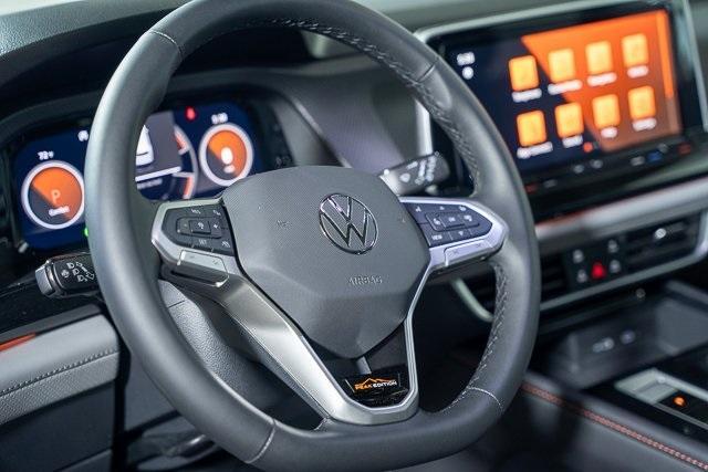 new 2025 Volkswagen Atlas car, priced at $47,008