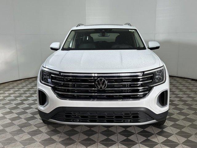 new 2025 Volkswagen Atlas car, priced at $47,107