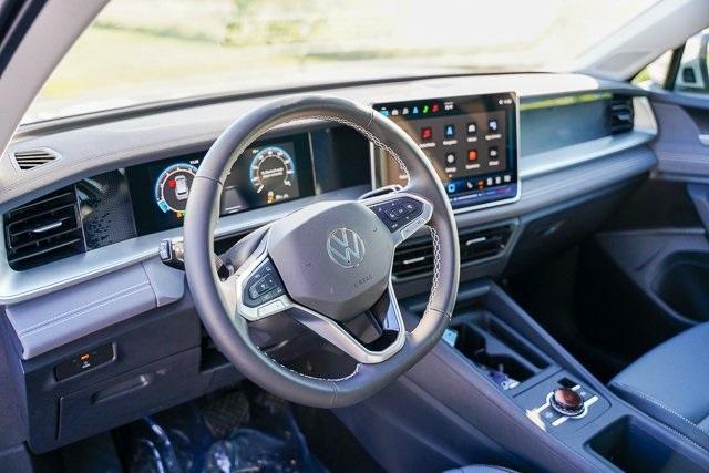 new 2025 Volkswagen Tiguan car, priced at $35,270