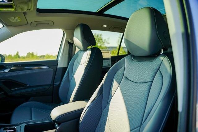 new 2025 Volkswagen Tiguan car, priced at $35,270