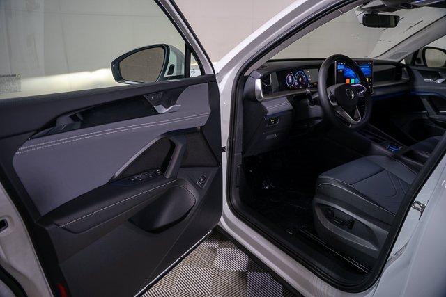 new 2025 Volkswagen Tiguan car, priced at $36,216