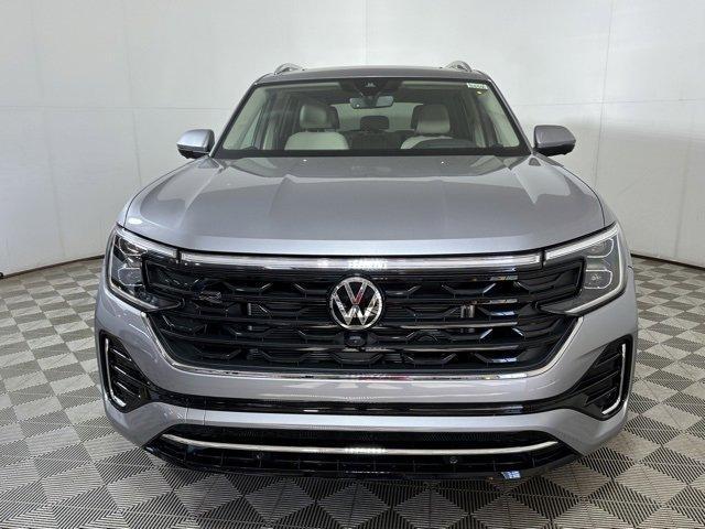 new 2024 Volkswagen Atlas car, priced at $50,281