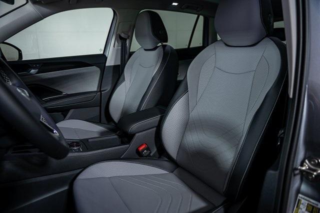 new 2025 Volkswagen Tiguan car, priced at $37,416
