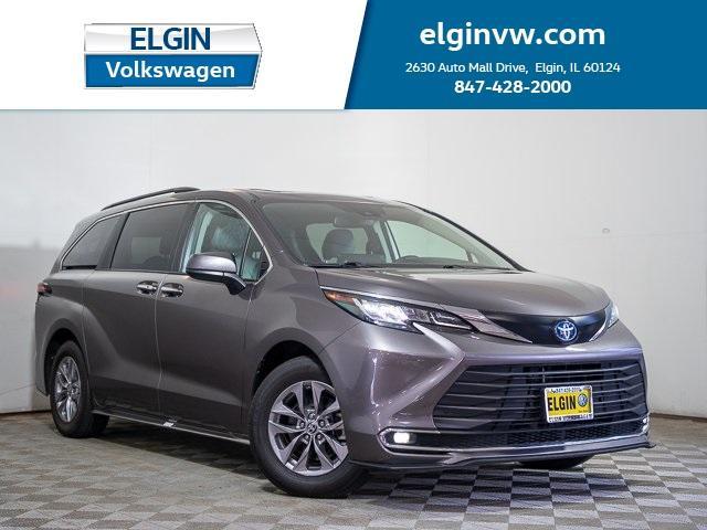 used 2023 Toyota Sienna car, priced at $39,190