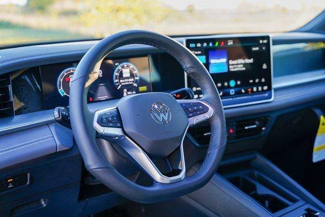 new 2025 Volkswagen Tiguan car, priced at $38,115
