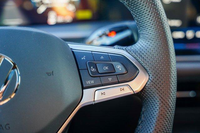 new 2025 Volkswagen Tiguan car, priced at $38,115