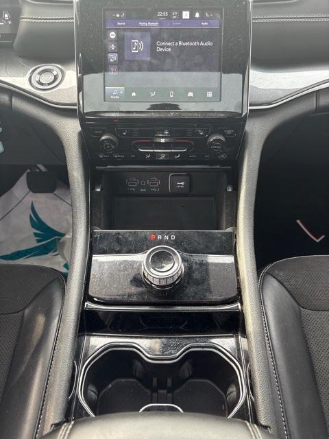 used 2022 Jeep Grand Cherokee car, priced at $28,157