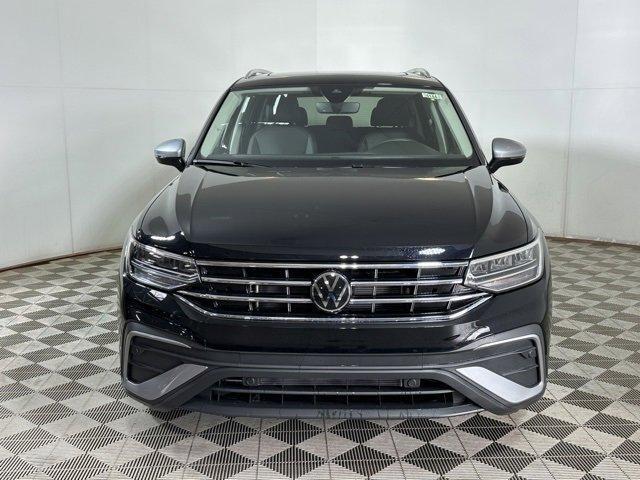 new 2024 Volkswagen Tiguan car, priced at $29,805