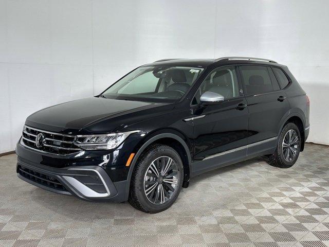 new 2024 Volkswagen Tiguan car, priced at $29,805