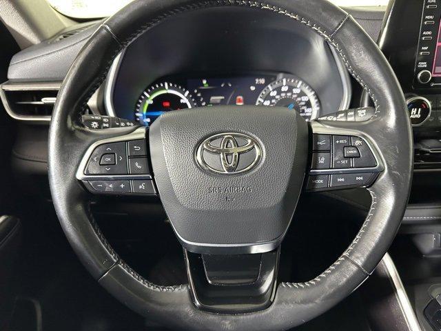 used 2021 Toyota Highlander Hybrid car, priced at $35,910