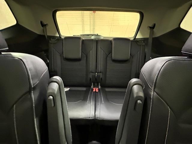 new 2025 Volkswagen Atlas car, priced at $47,670