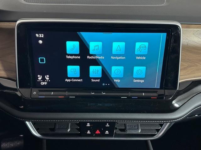 new 2025 Volkswagen Atlas car, priced at $43,443