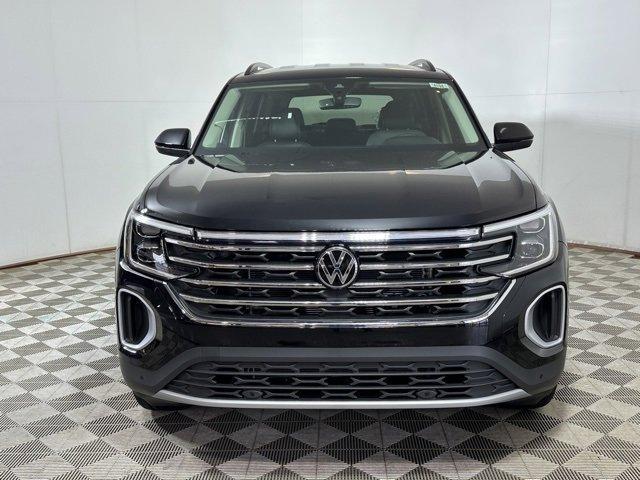 new 2025 Volkswagen Atlas car, priced at $42,443