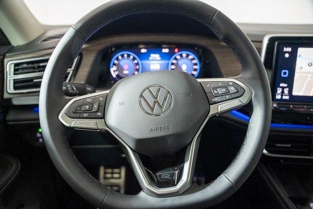 new 2025 Volkswagen Atlas car, priced at $52,682