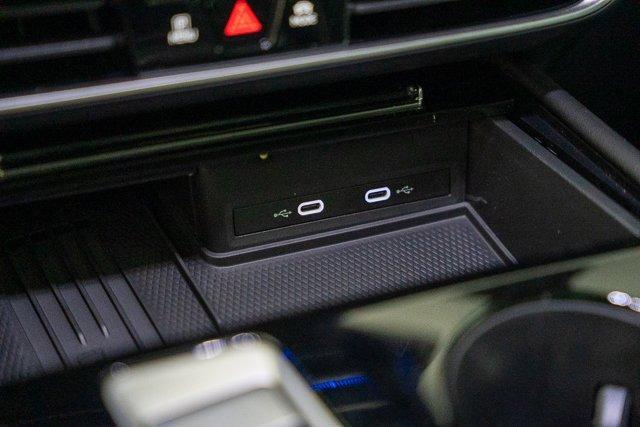new 2025 Volkswagen Atlas car, priced at $51,682