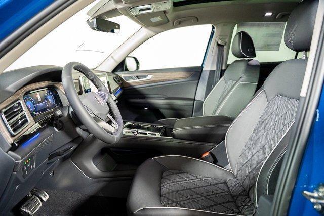 new 2025 Volkswagen Atlas car, priced at $51,682