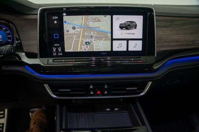 new 2025 Volkswagen Atlas car, priced at $52,682