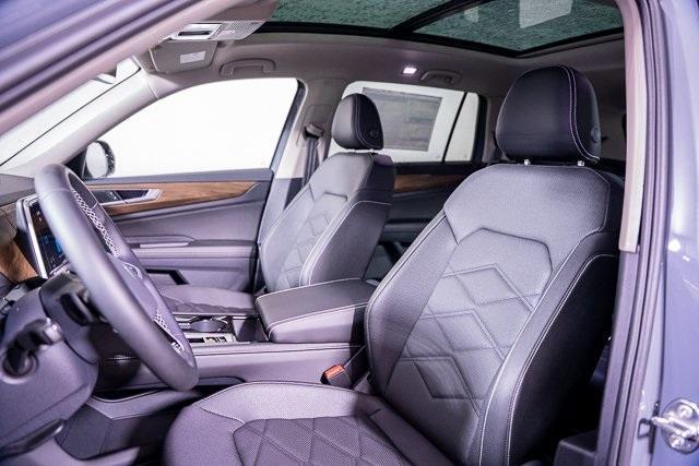new 2025 Volkswagen Atlas car, priced at $45,961