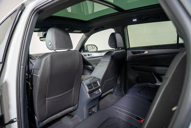 new 2025 Volkswagen Atlas Cross Sport car, priced at $42,603
